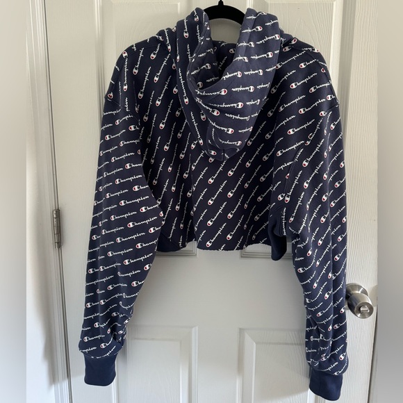 Champion Logo Cropped Hoodie - Picture 2 of 3